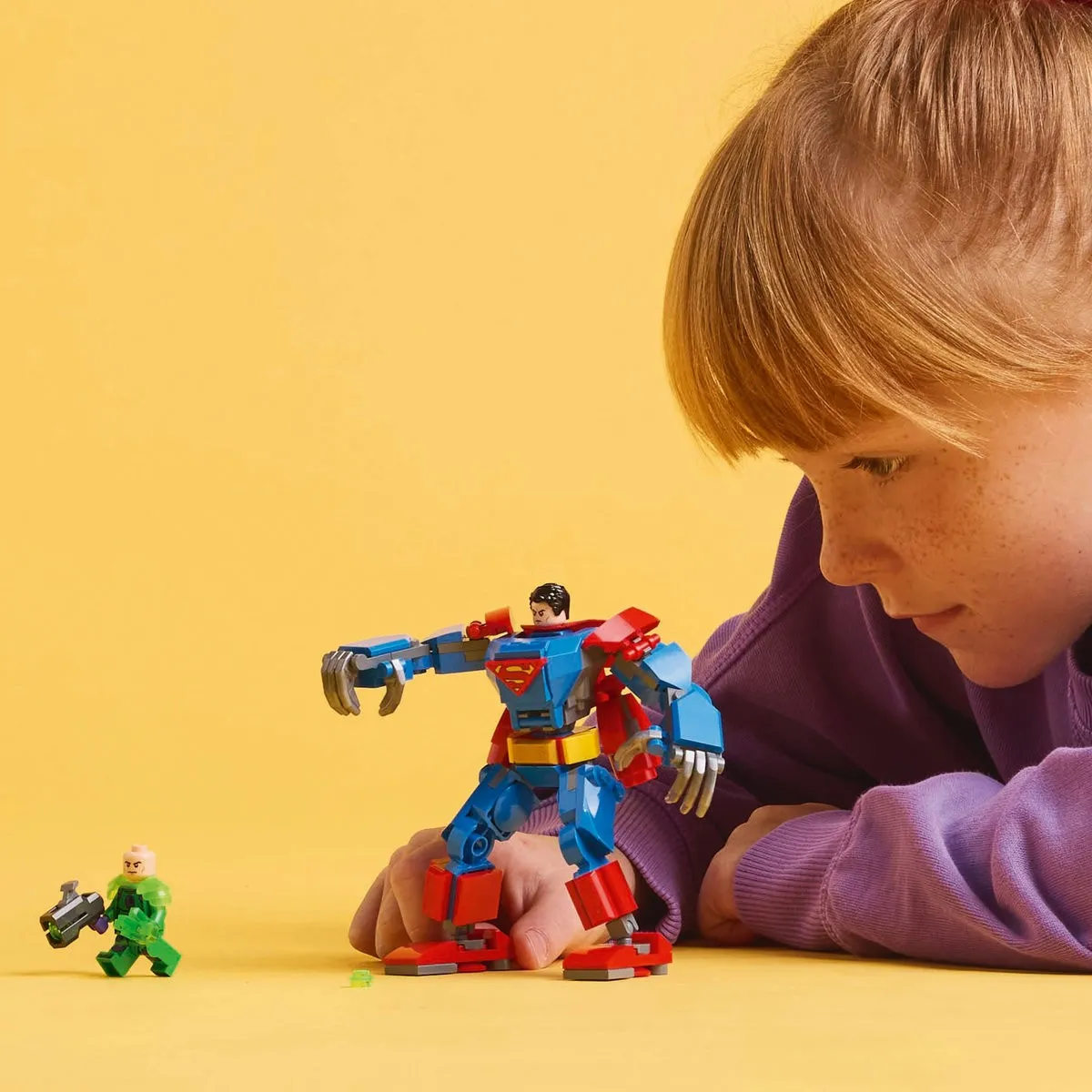 4_LEGO76302-390f0d89