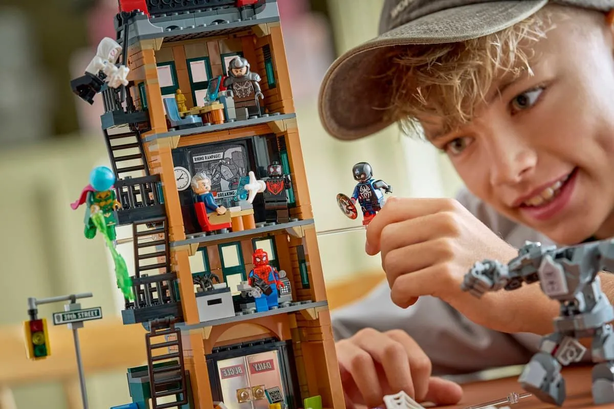3_LEGO76342-29abaa8d-1